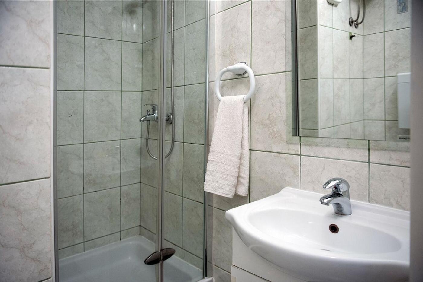Apartments And Rooms Robi Подстрана Екстериор снимка
